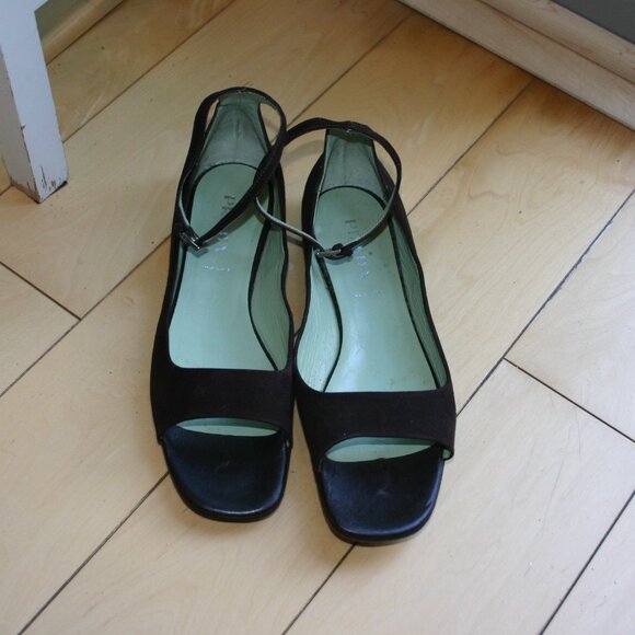 PRADA Itay Size 8M Vintage Dark Brown Suede FLATS Open Toe Ankle Strap Worn 1x - Picture 2 of 9